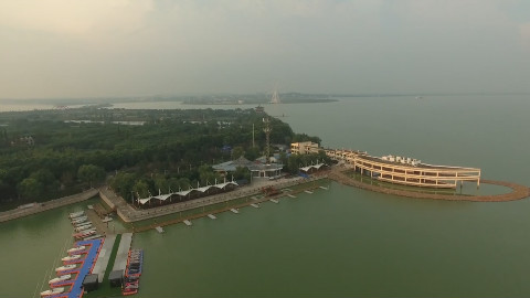 何谓“中国城市第一湖”,航拍常德柳叶湖!